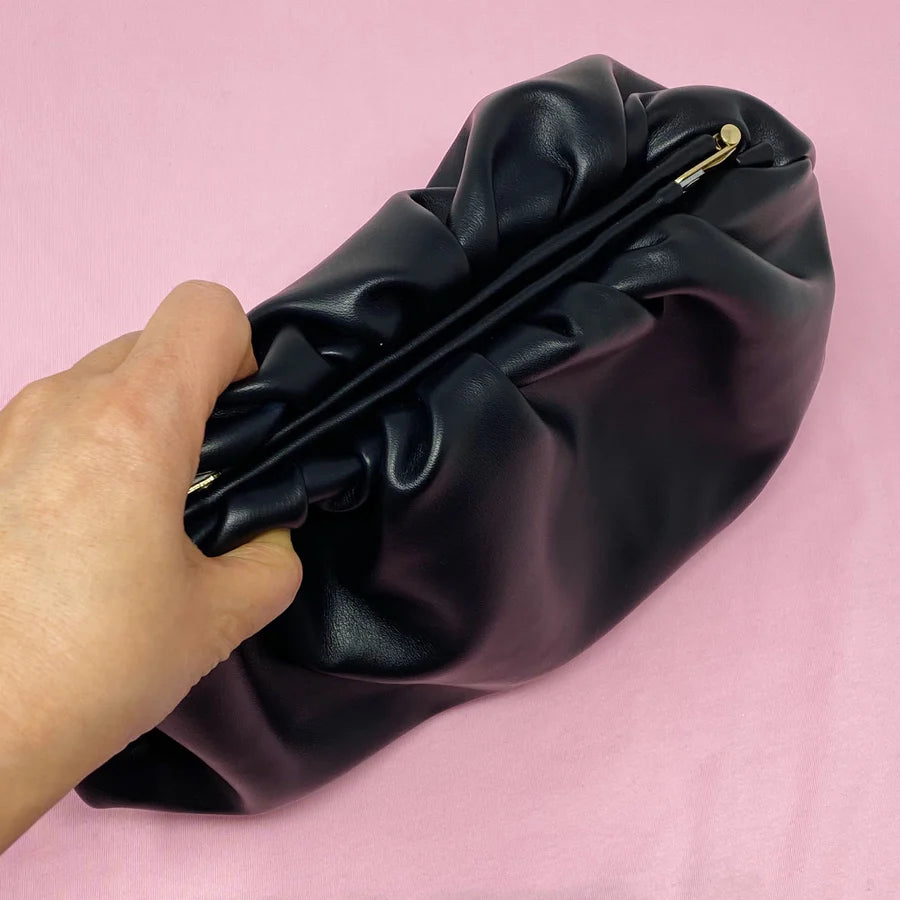 So Chic Clutch