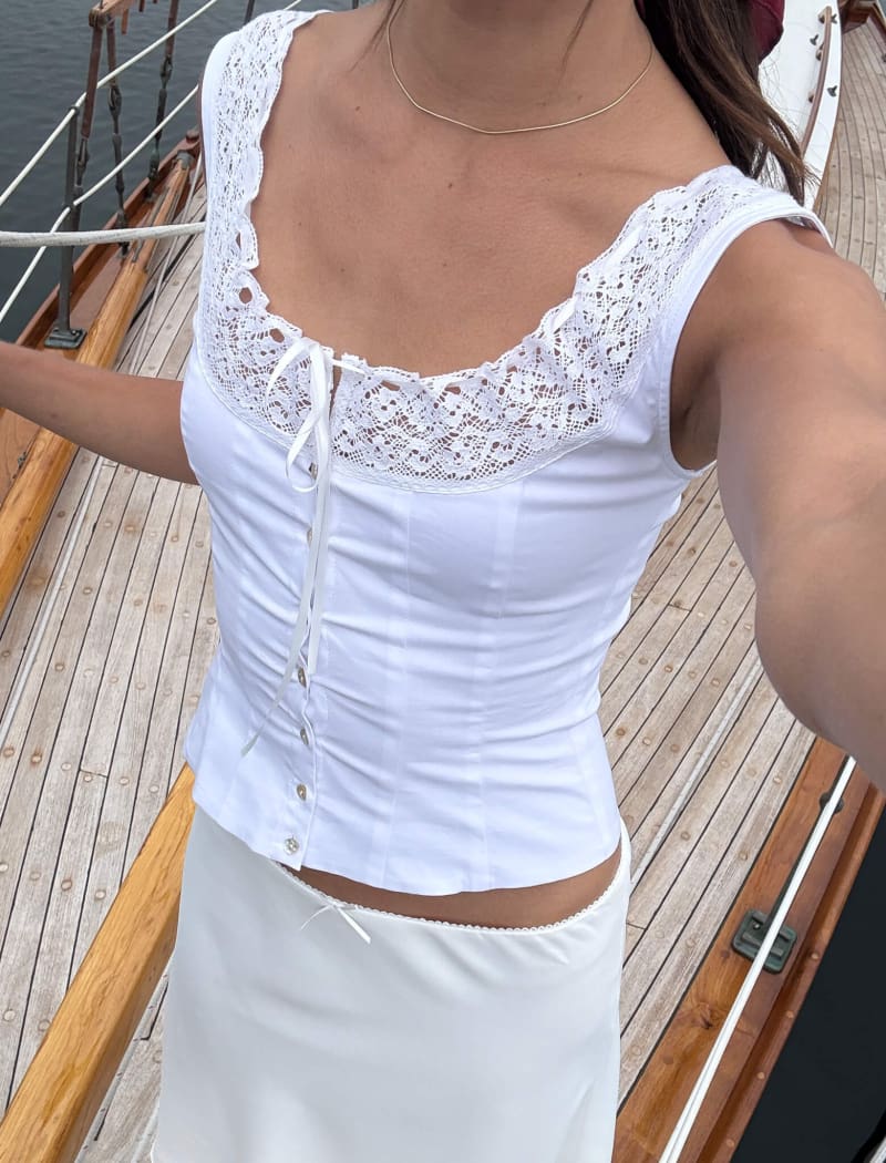 Decolletage Top