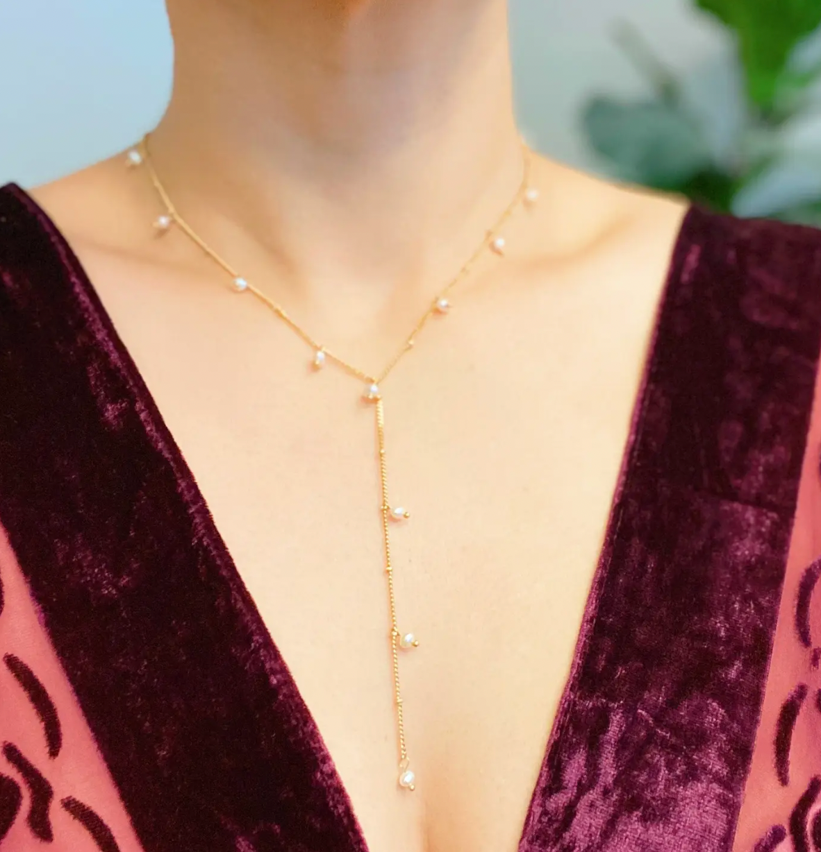 DainTy Pearl Necklace