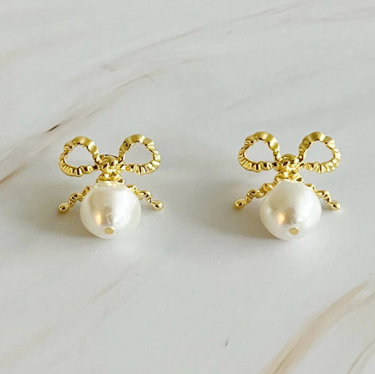 Dangle Pearl Bow Earring