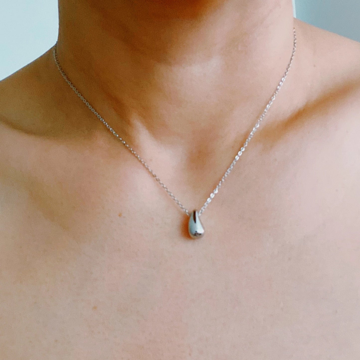 Mini Teardrop Necklace