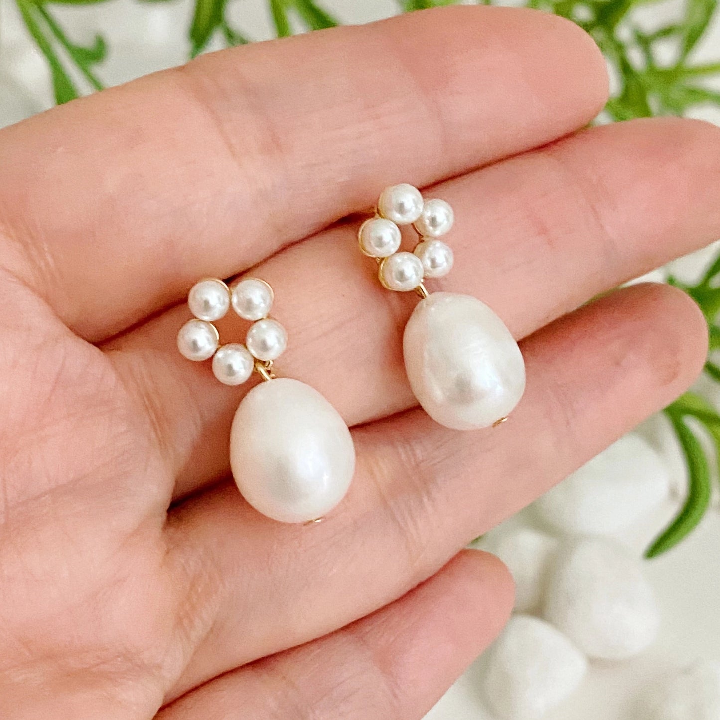Elegant Pearl Drop Earring