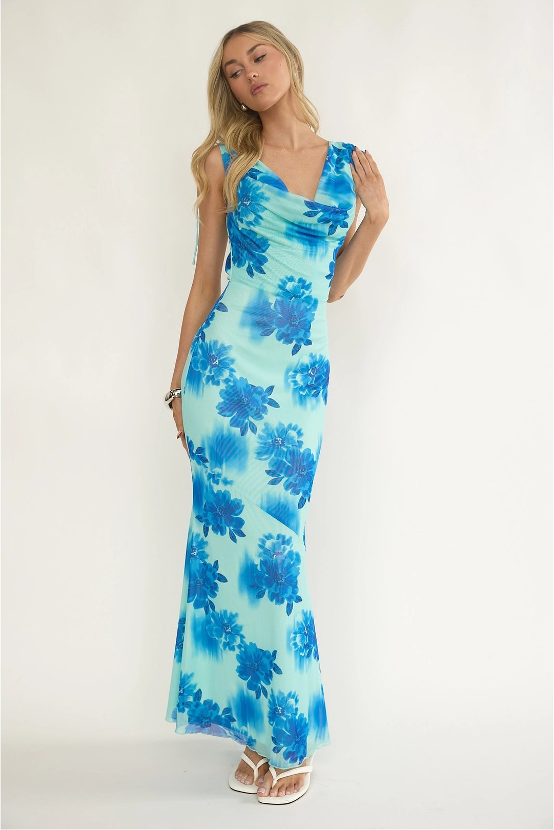 Chasing A Feeling Maxi